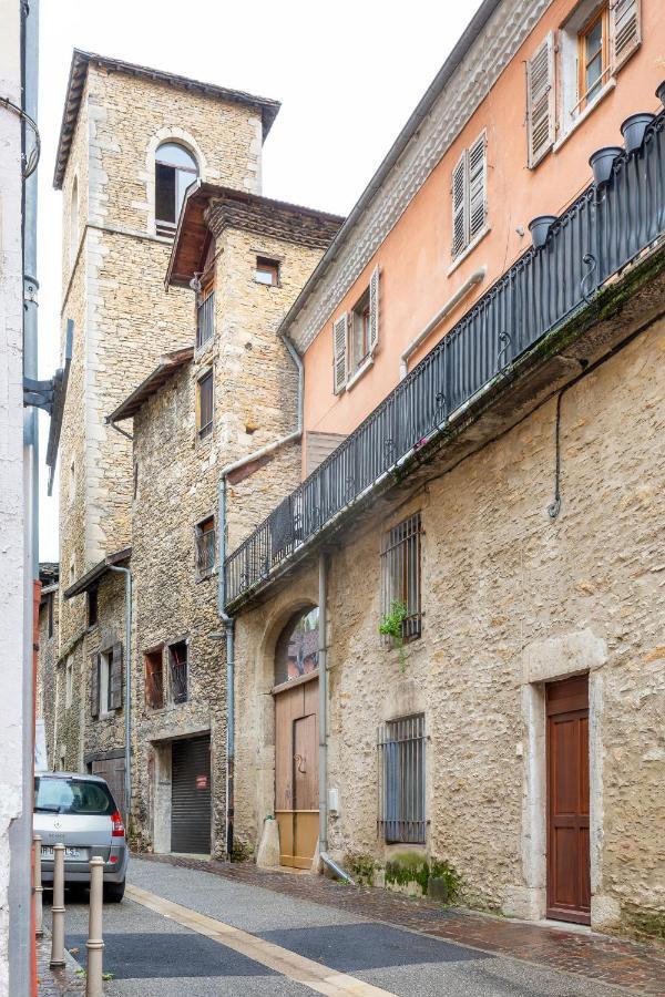 Le Saint Jean Appartement Crémieu Buitenkant foto
